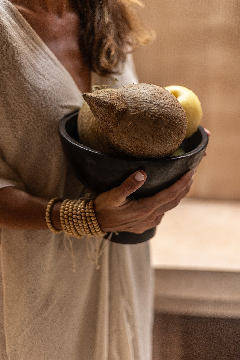 COUPE À FRUITS TERRACOTTA WOODMATA X VIBESHUNTER