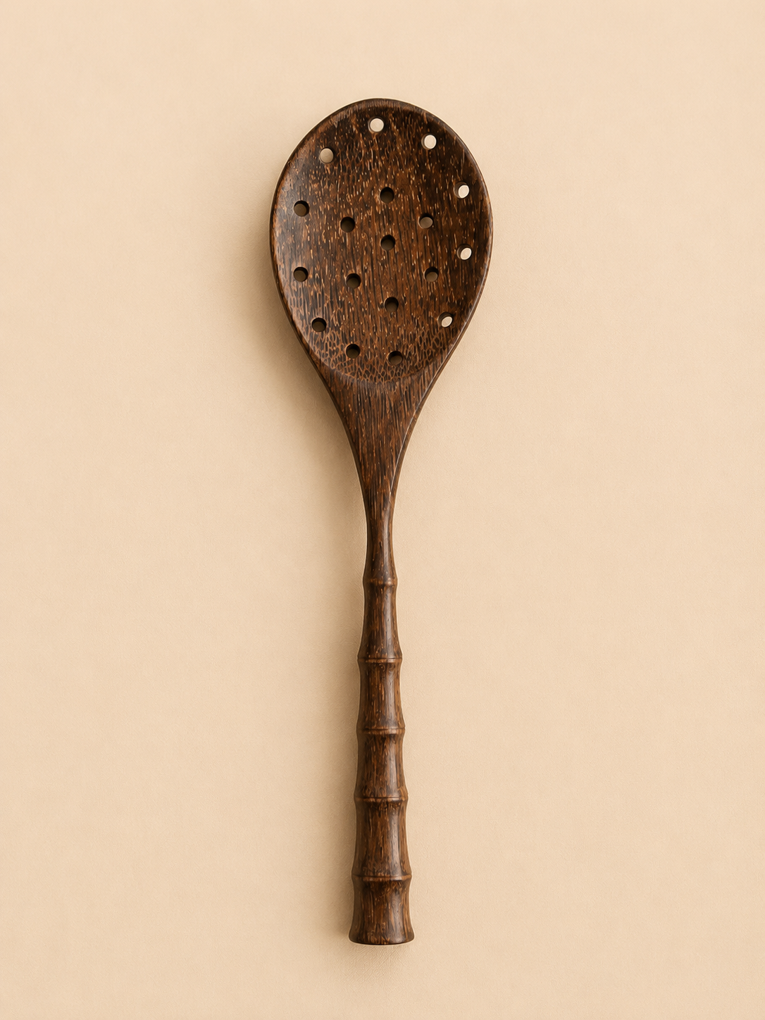 CUILLÈRE ÉCUMOIRE EN BOIS DE COCO