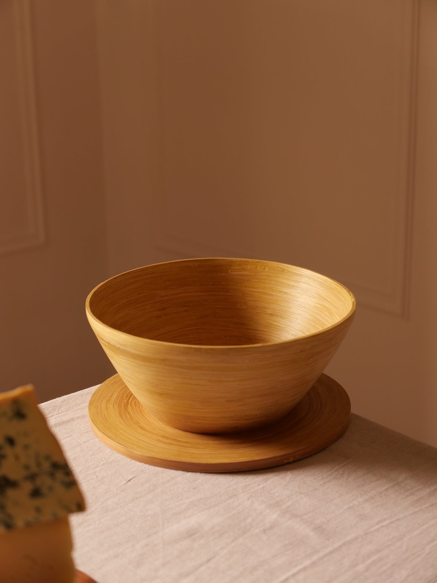 CORBEILLE À FRUITS BAMBOU ET SUPPORT A GATEAUX