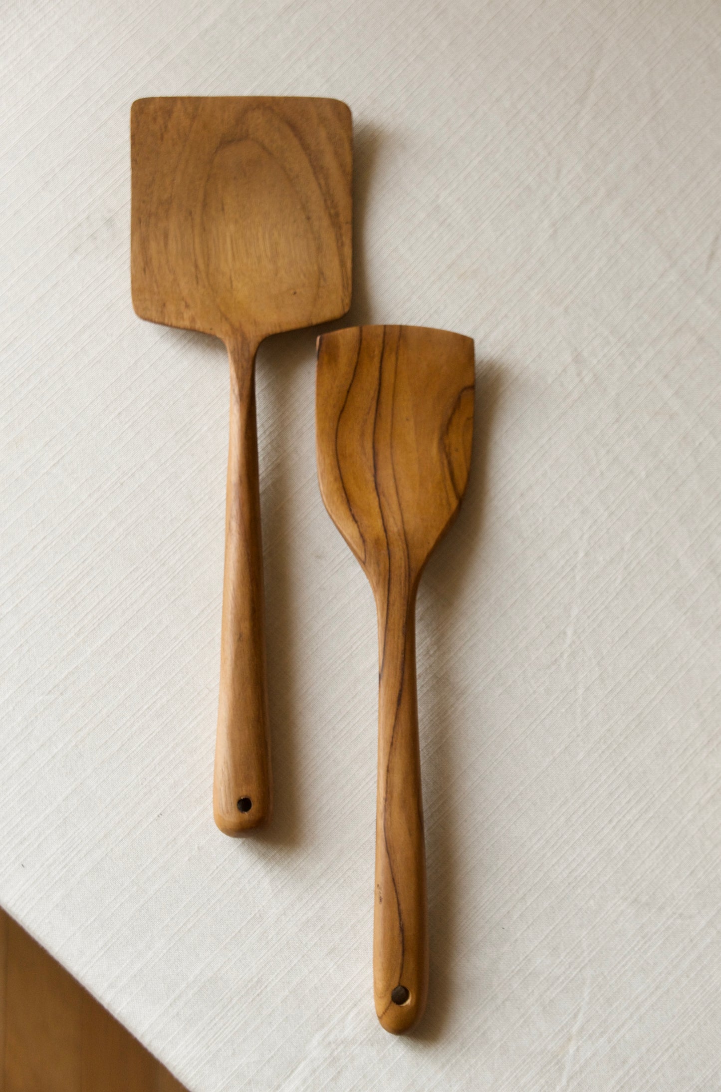 DUO DE SPATULES KAYU