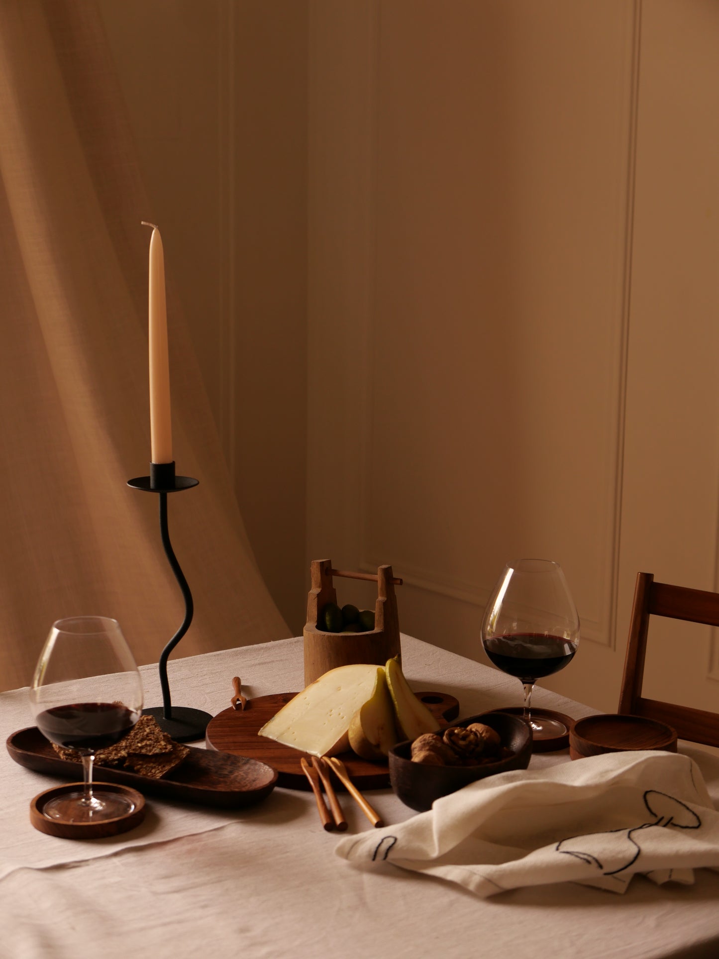 LOT DE QUATRE PICS APÉRITIF